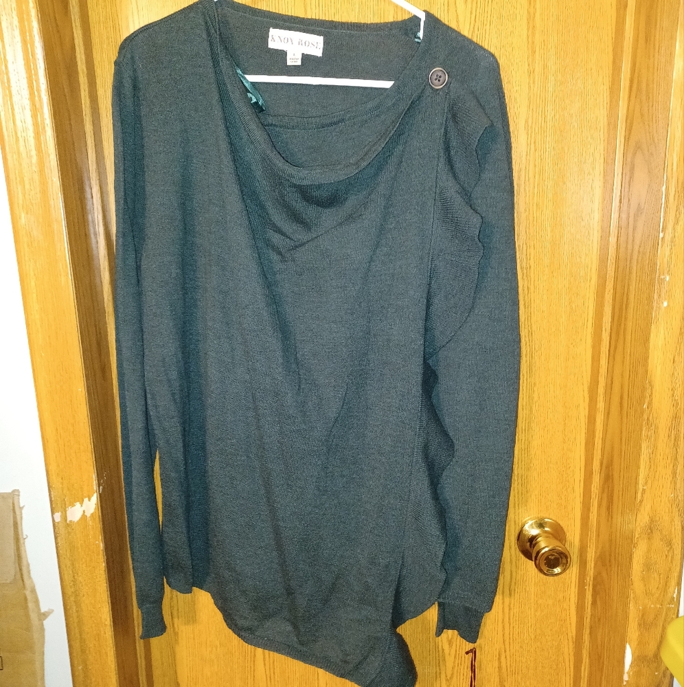 Dark green sweater